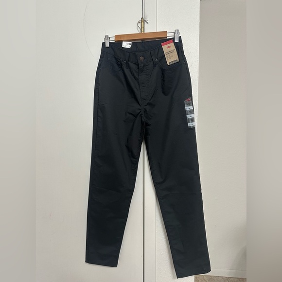 Levi's Denim - Levis High waisted mom Jeans size 30